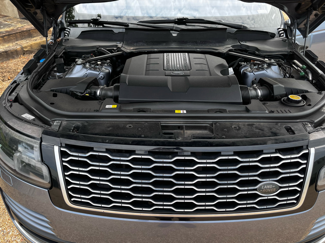 Used 2019 Land Rover Range Rover HSE image 22