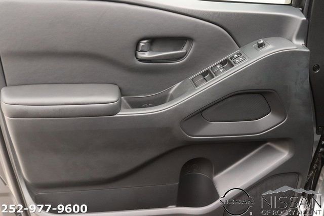 New 2026 Nissan Frontier SV w/ Tow Package image 10