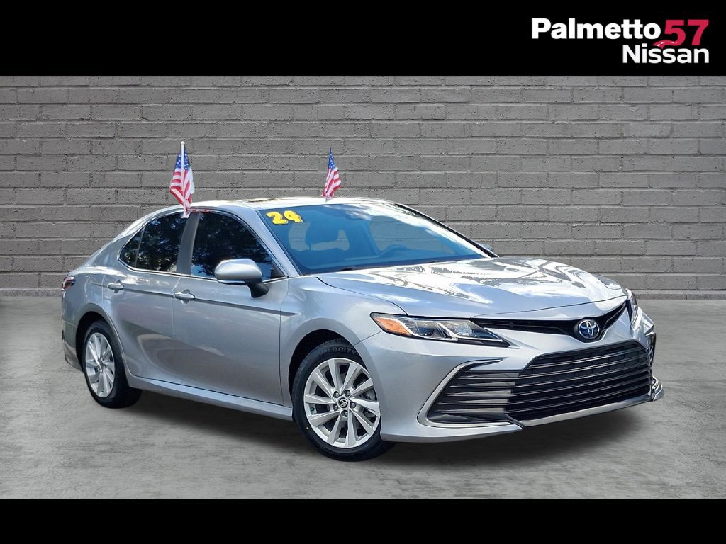 Used 2024 Toyota Camry LE w/ Convenience Package