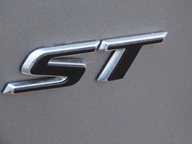 Used 2023 Buick Enclave Essence image 13