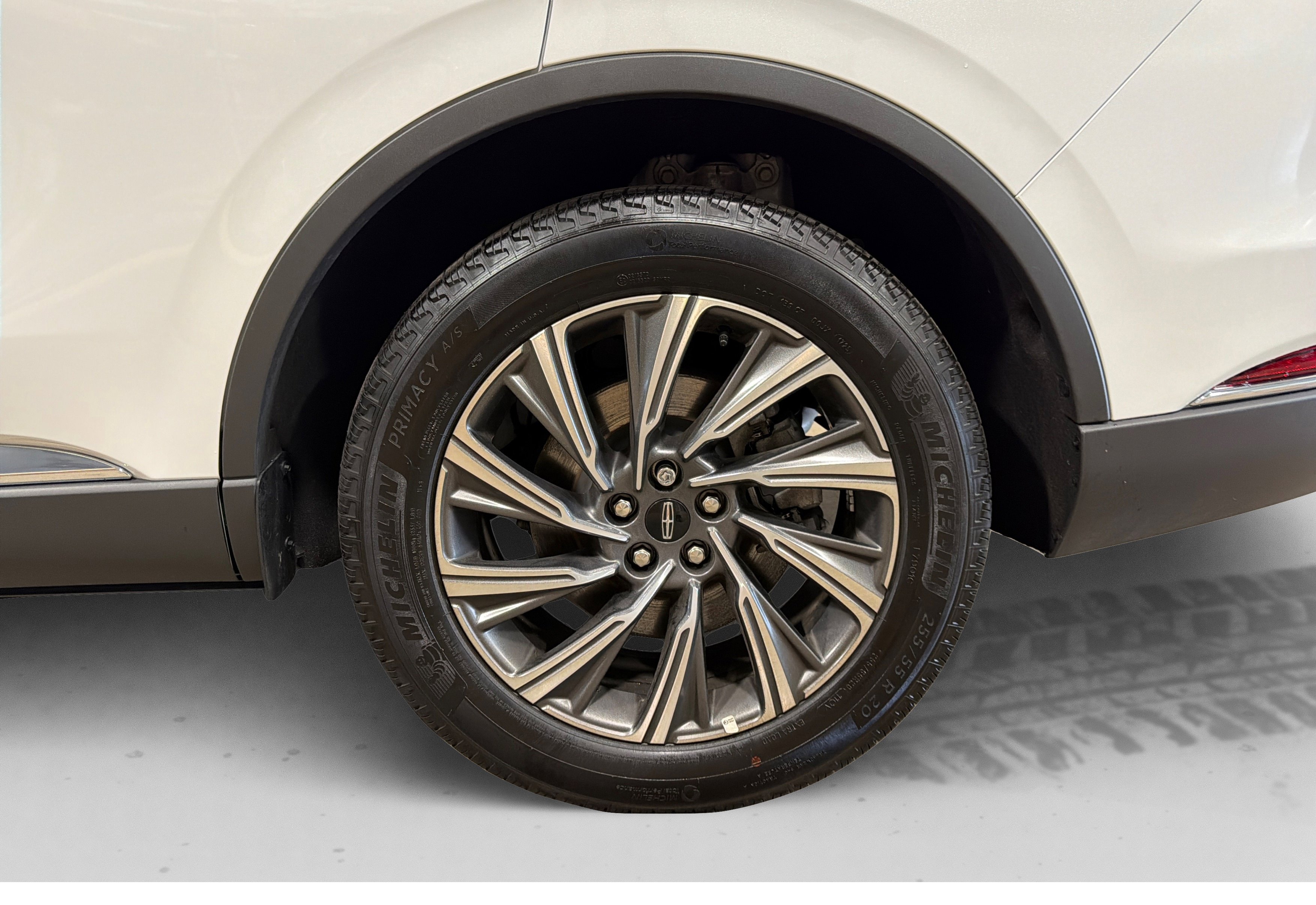 Used 2025 Lincoln Aviator AWD image 53