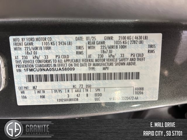Used 2025 Ford Escape ST-Line Select AWD/4WD image 24