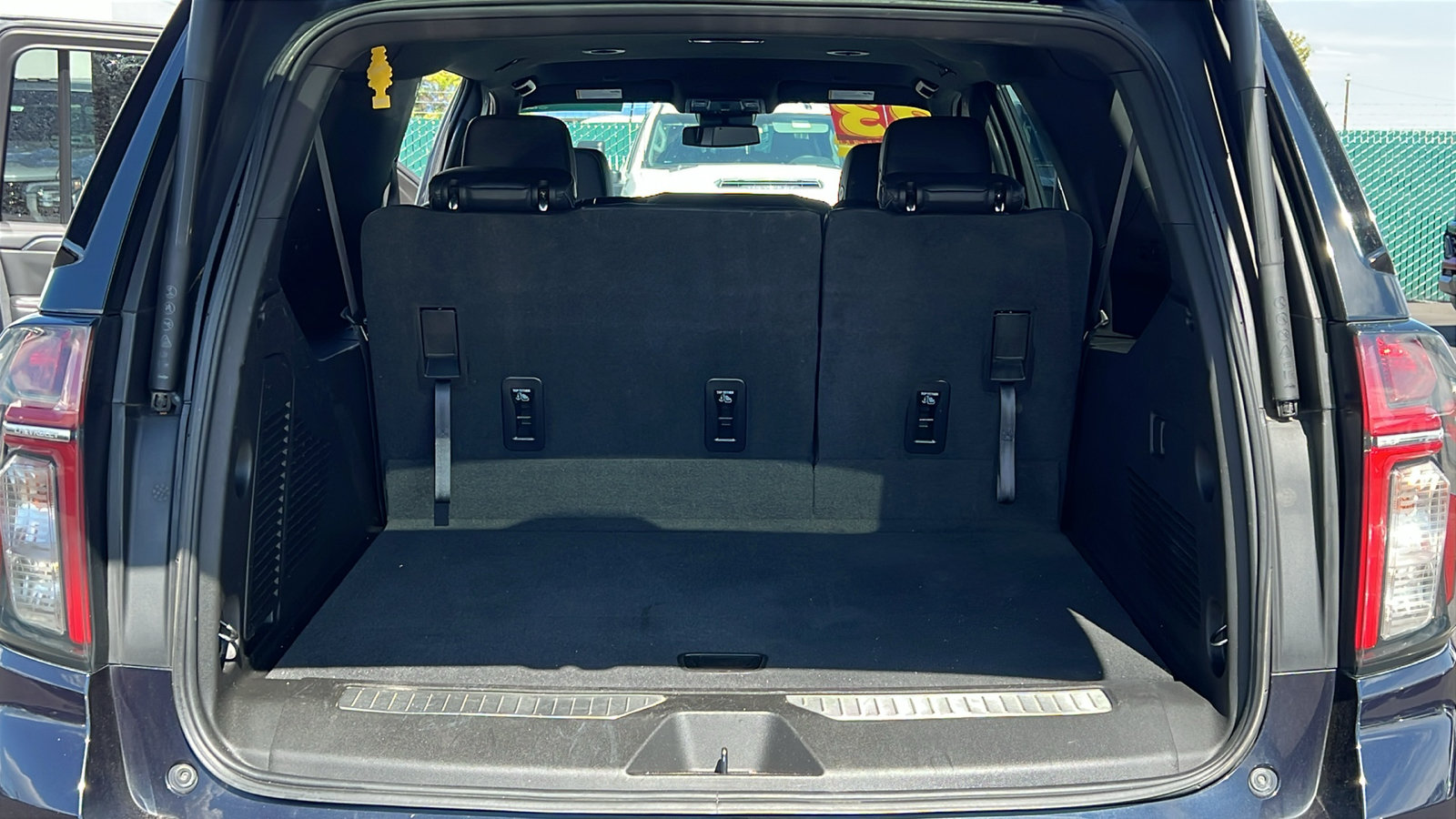 Certified 2023 Chevrolet Suburban RST AWD/4WD image 12