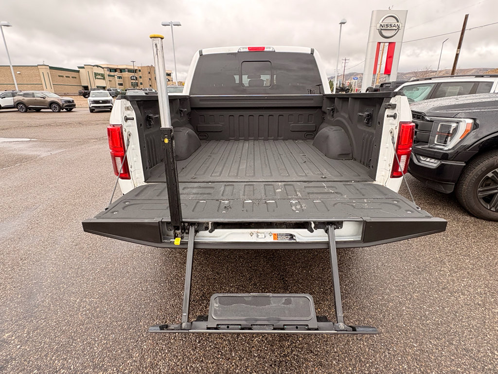 Used 2020 Ford F150 Lariat w/ Equipment Group 502A Luxury AWD/4WD image 11