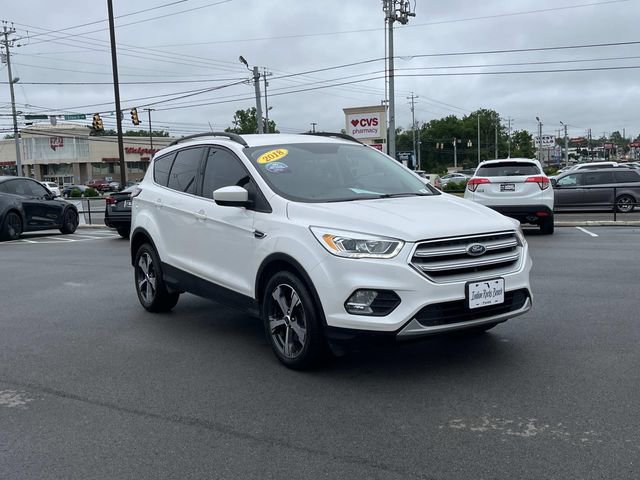 Used 2018 Ford Escape SEL FWD image 3