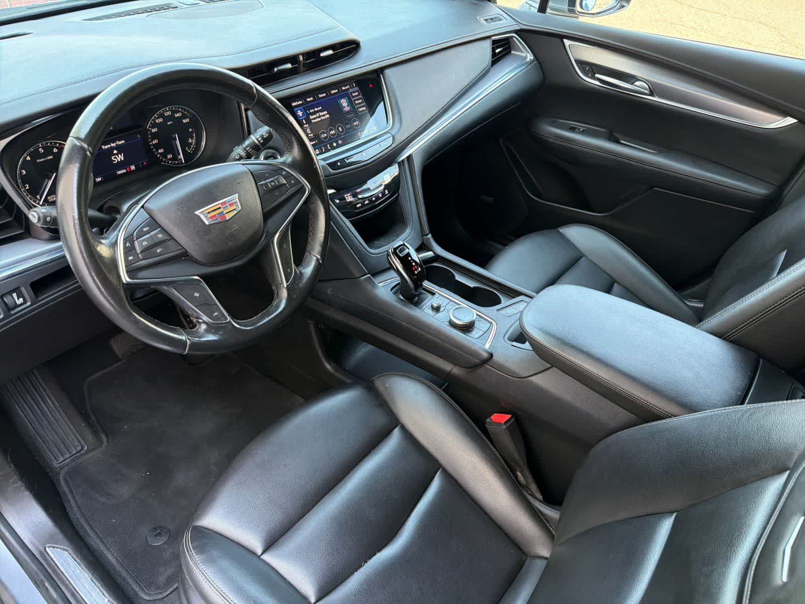Used 2021 Cadillac XT5 Luxury AWD/4WD image 11