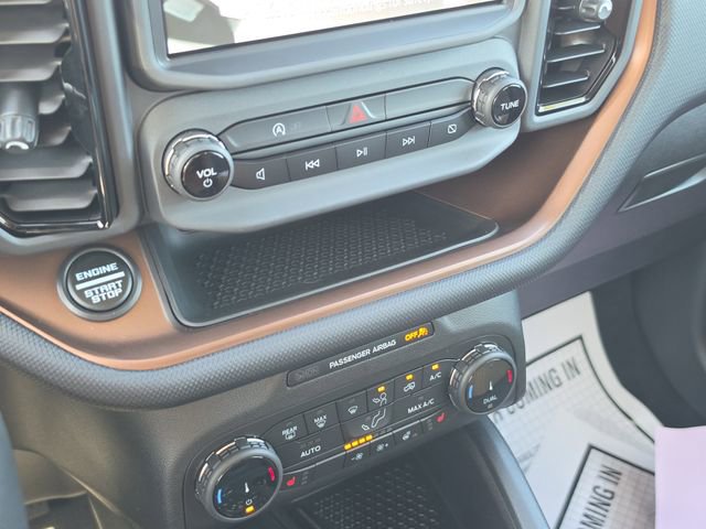Used 2023 Ford Bronco Sport Outer Banks w/ Tech Package AWD/4WD image 23