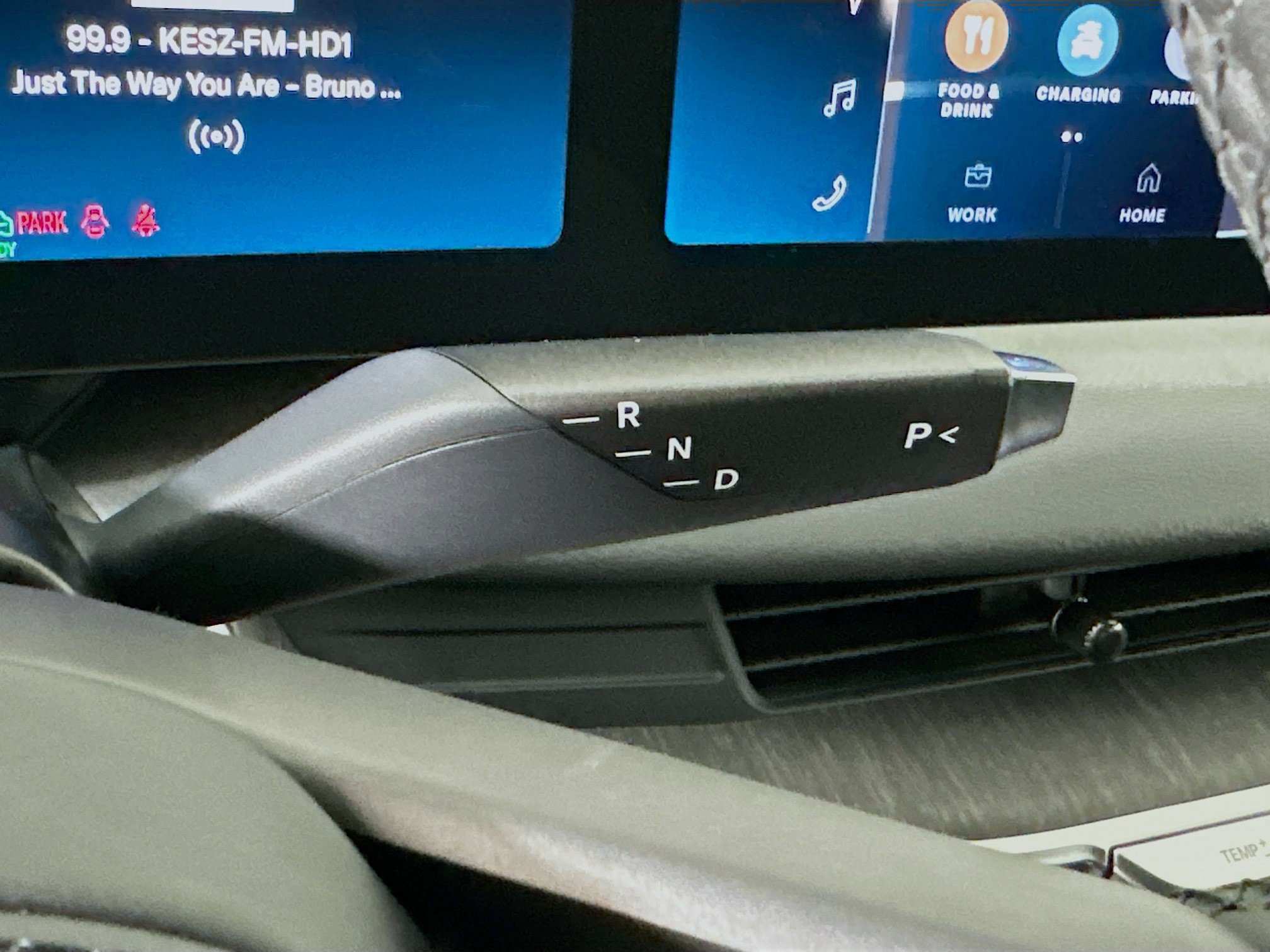 Used 2024 Lucid Air Touring AWD/4WD image 25