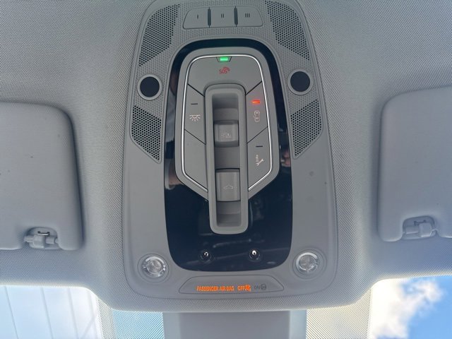 Used 2019 Audi Q5 2.0T Premium w/ Convenience Package image 16