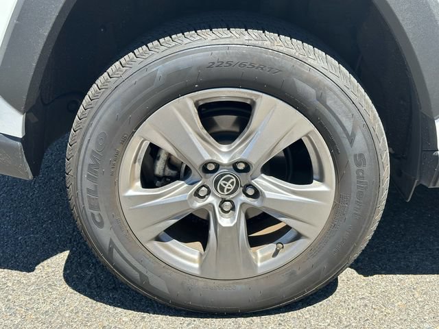 Certified 2025 Toyota RAV4 XLE AWD/4WD image 13
