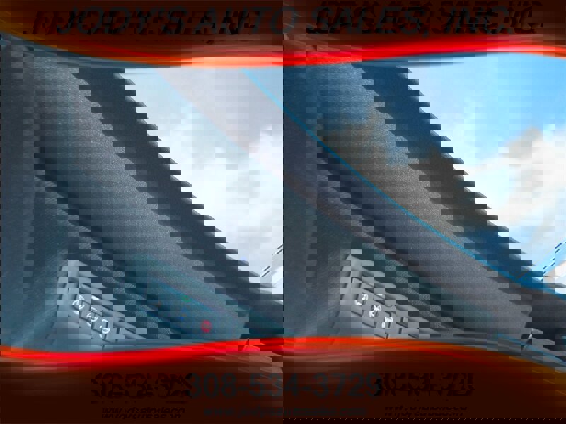 Used 2022 Chevrolet Corvette Stingray Coupe w/ Engine Appearance Package image 27