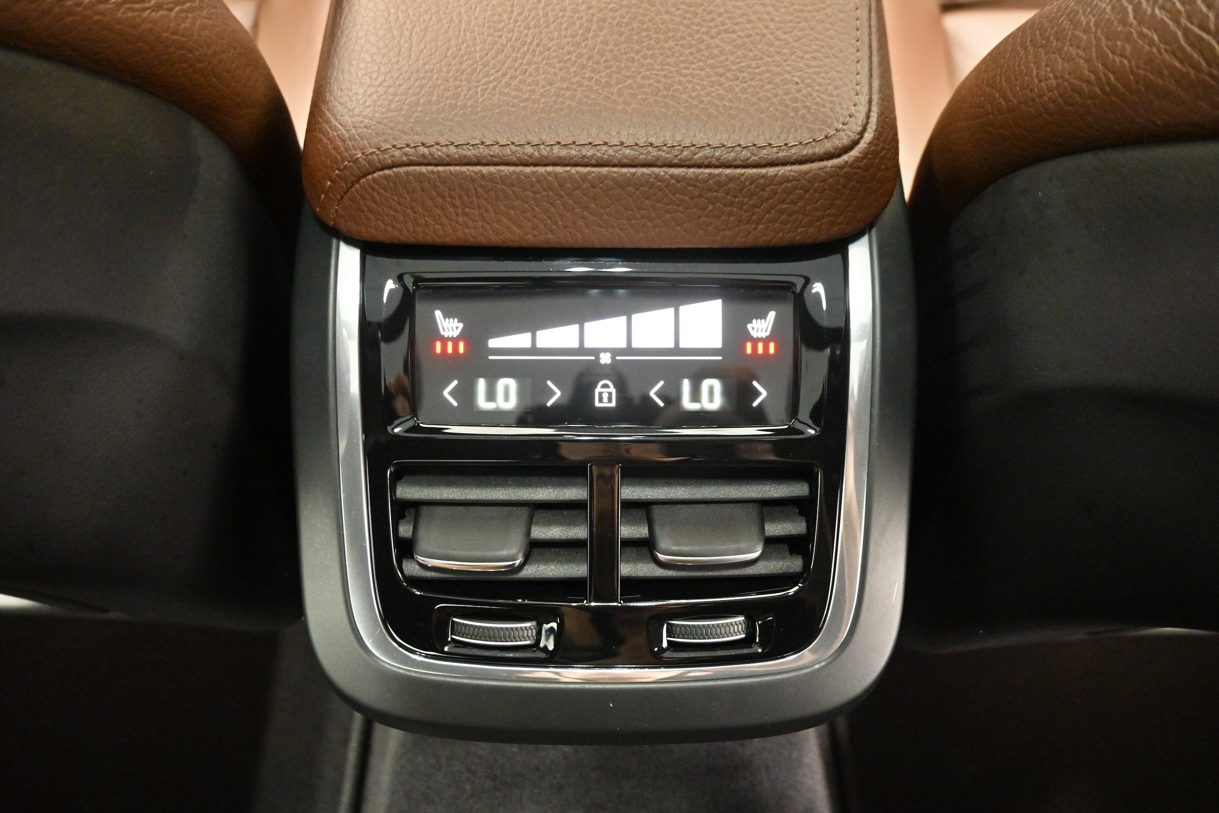 Used 2021 Volvo S60 T5 Inscription AWD/4WD image 32