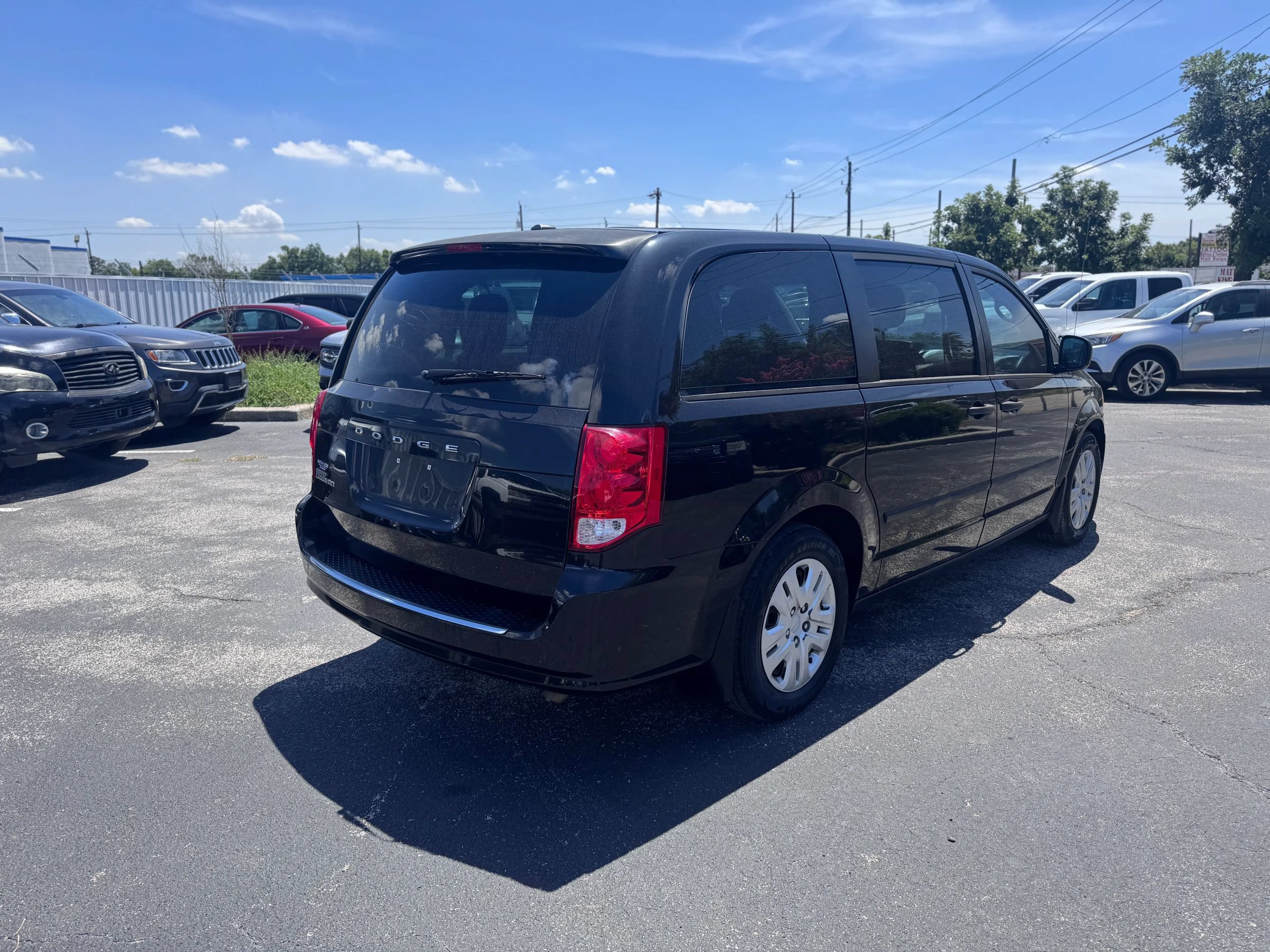 Used 2014 Dodge Grand Caravan American Value Package FWD image 5