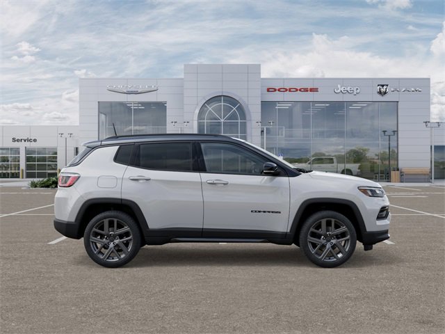 New 2026 Jeep Compass Limited image 21