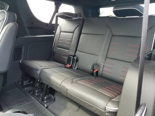 New 2026 GMC Yukon XL AT4 Ultimate AWD/4WD image 11