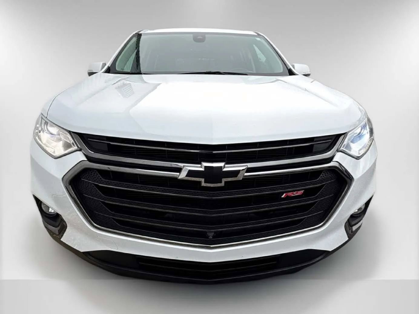 Used 2020 Chevrolet Traverse RS image 2