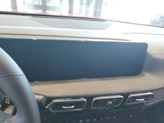 New 2026 Nissan Sentra SR w/ SR Premium Package FWD image 31