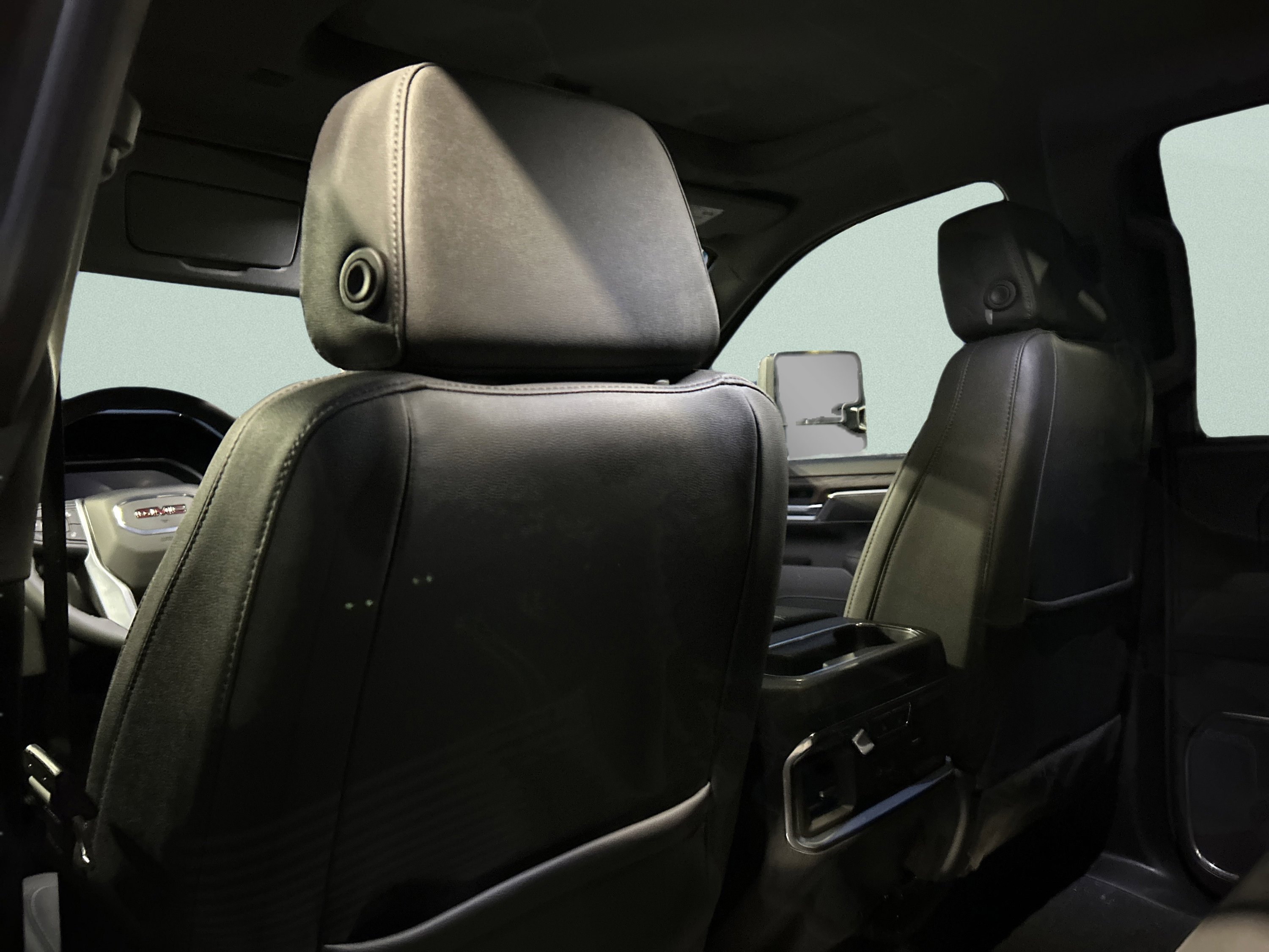 New 2026 GMC Sierra 2500 SLT w/ Max Trailering Package image 15