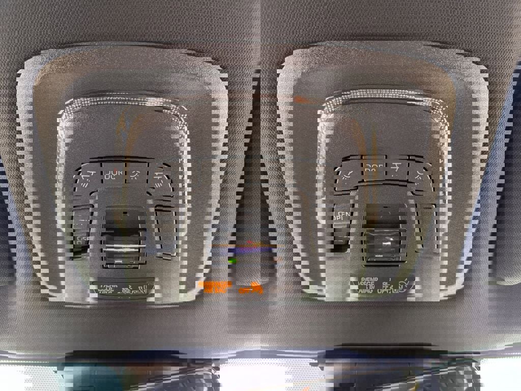 Certified 2024 Toyota Crown Platinum image 29