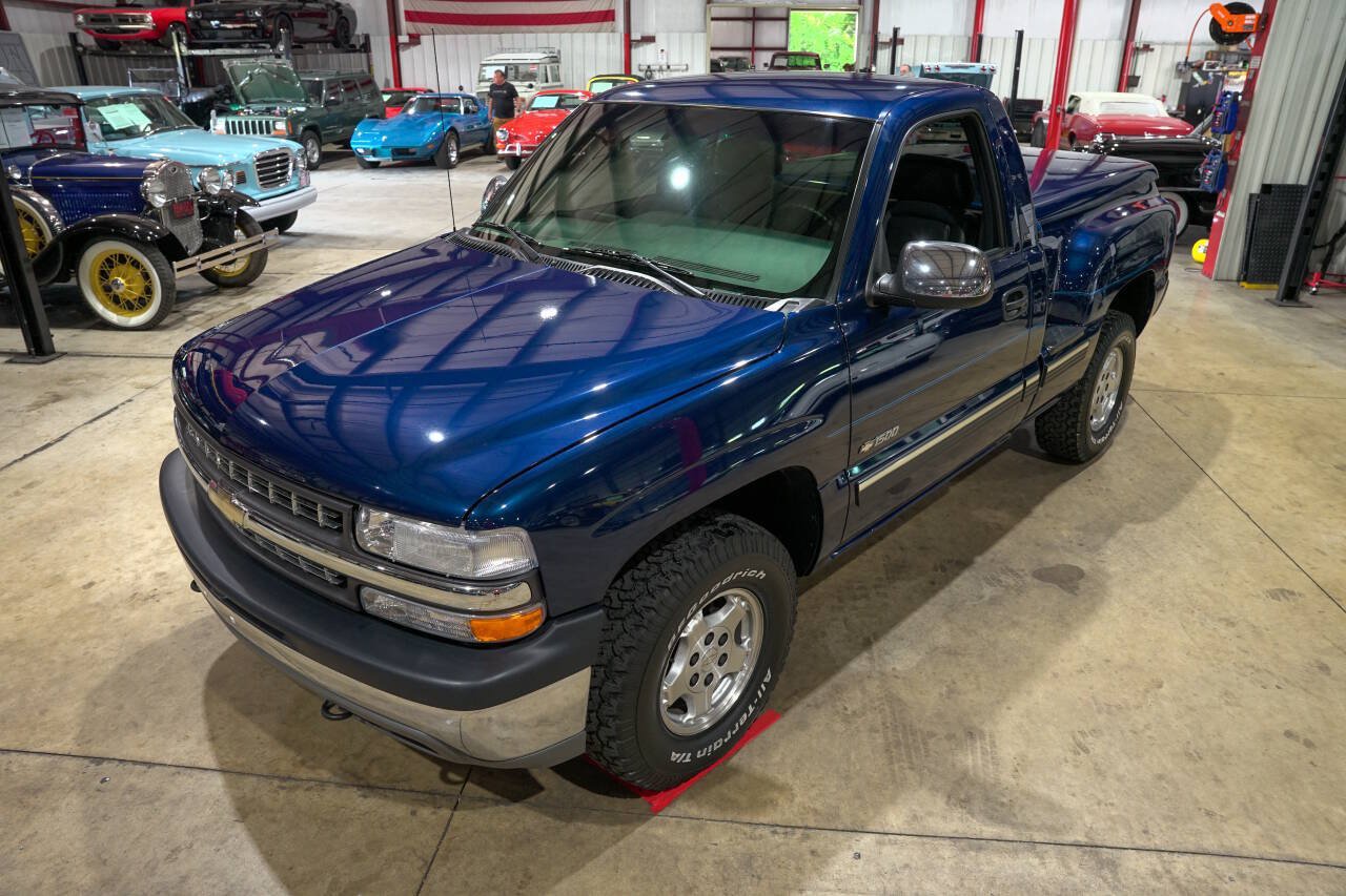 Used 2001 Chevrolet Silverado 1500 LS w/ Off-Road Chassis Pkg AWD/4WD image 15