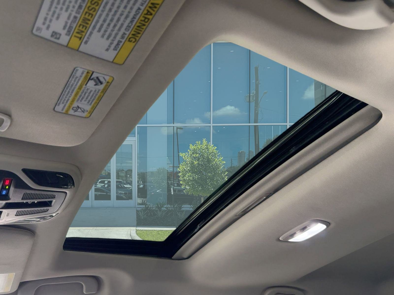 Used 2023 Subaru Outback Limited image 16