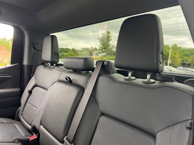 Used 2022 Chevrolet Silverado 1500 LTZ w/ Z71 Off-Road Package AWD/4WD image 21