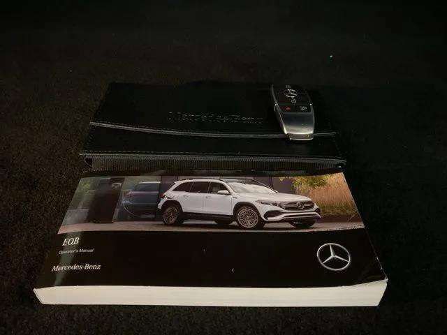 Used 2023 Mercedes-Benz EQB 300 4MATIC w/ Exclusive Package image 92