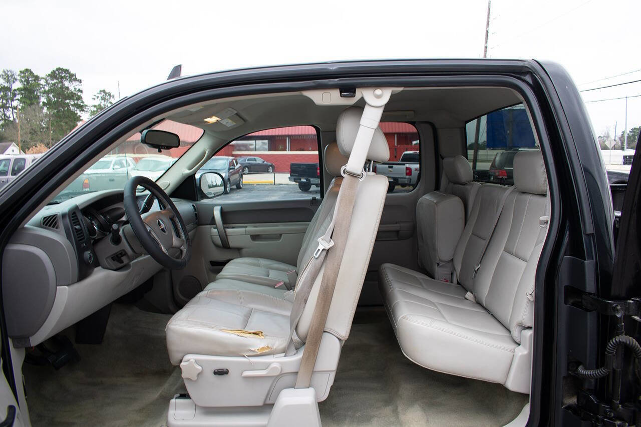 Used 2011 GMC Sierra 1500 SLE w/ Texas Edition RWD image 13