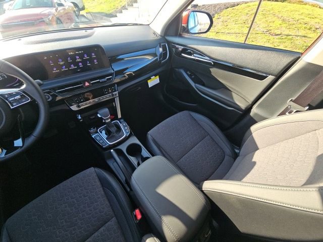New 2026 Kia Seltos S image 25