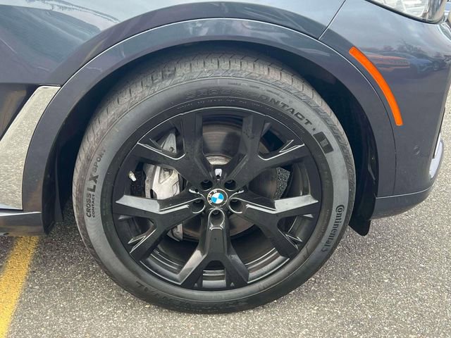 Used 2019 BMW X7 xDrive50i w/ Premium Package AWD/4WD image 11