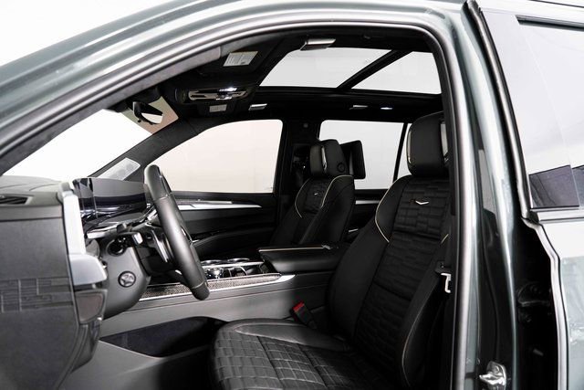 Used 2025 Cadillac Escalade V w/ LPO, Floor Liner Package image 20