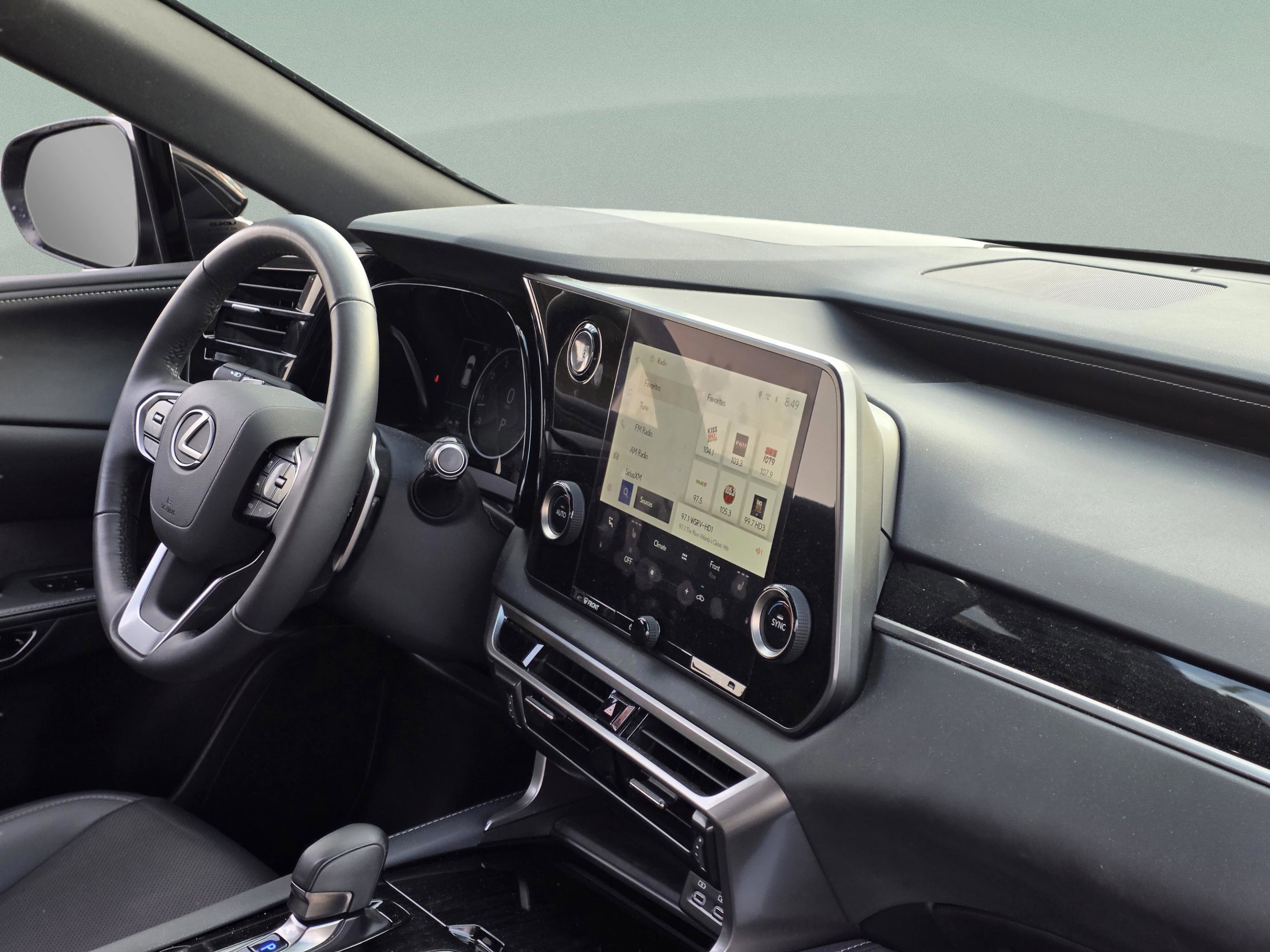 Used 2024 Lexus RX 350 FWD w/ Technology Package image 31