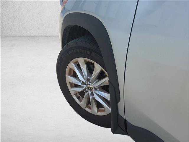 Certified 2024 Toyota Corolla Cross LE FWD image 11