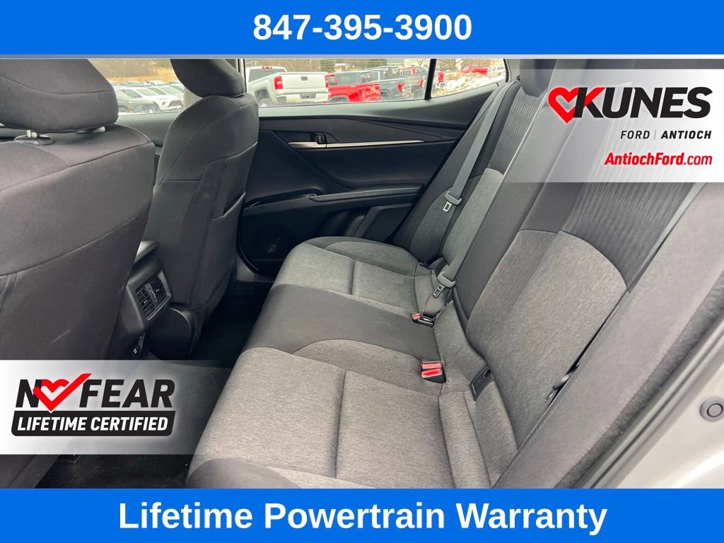 Used 2025 Toyota Camry LE FWD image 5