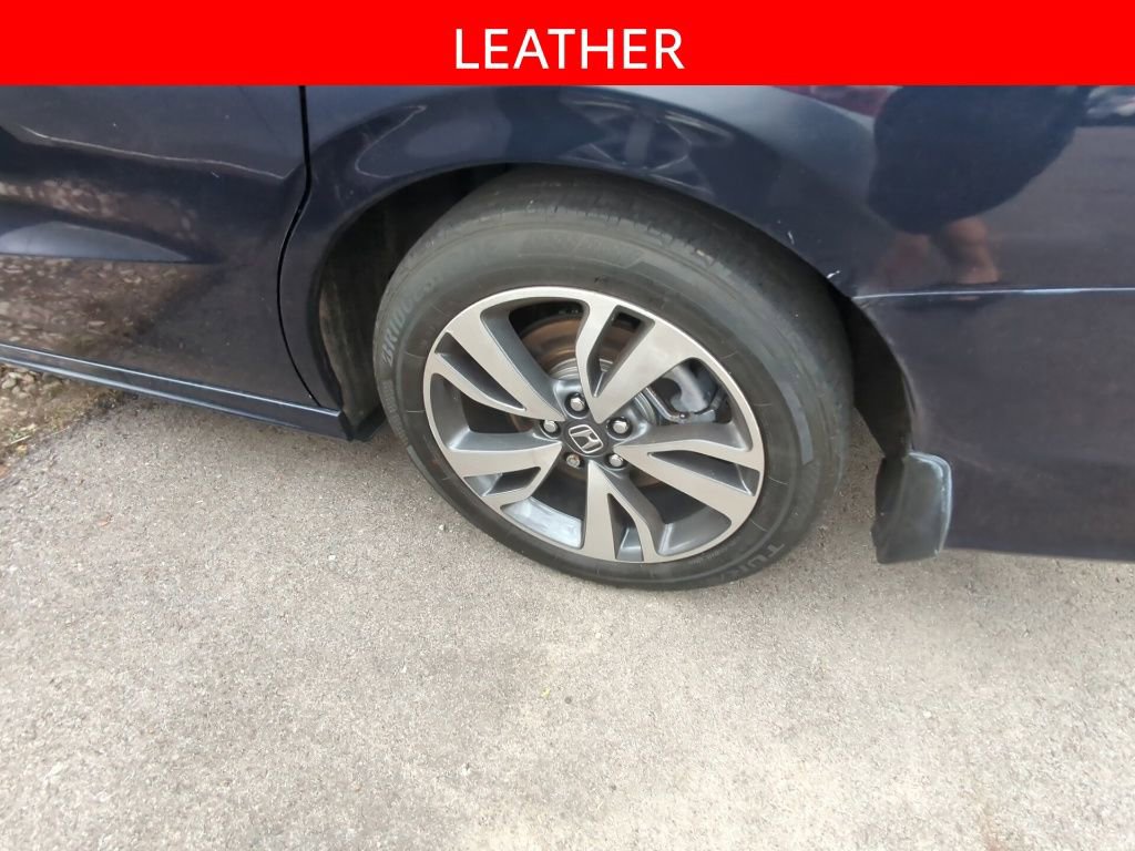 Used 2023 Honda Odyssey Touring image 5