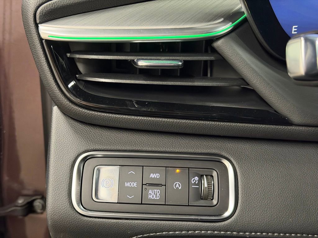 New 2026 Buick Enclave Avenir w/ Super Cruise Package image 17