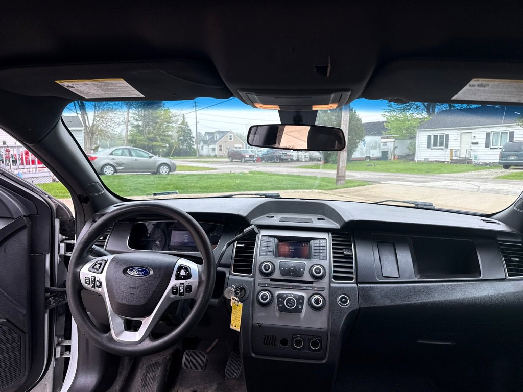 Used 2015 Ford Taurus Police Interceptor AWD image 10