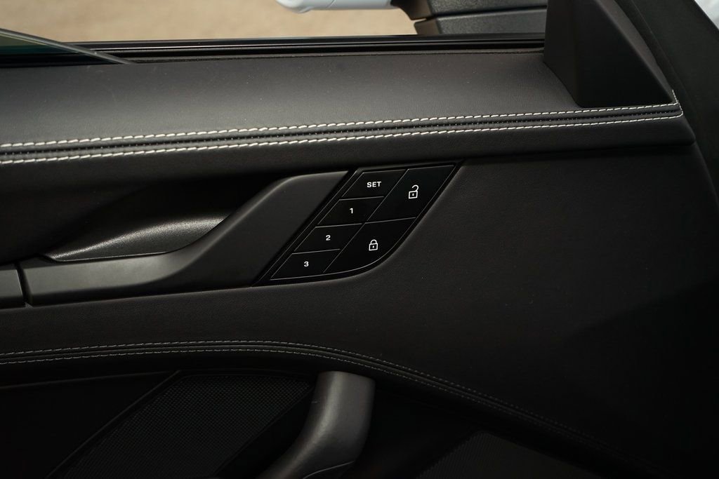 Used 2024 Porsche 911 Carrera GTS image 27