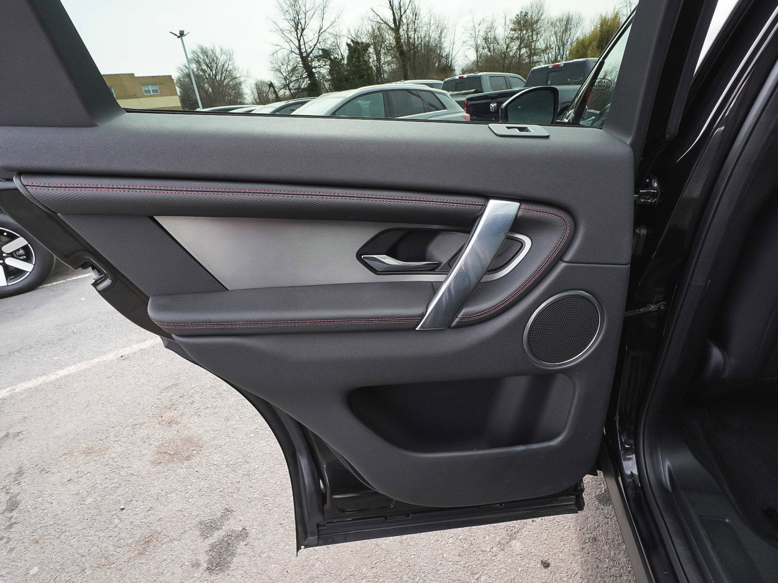 Used 2023 Land Rover Discovery Sport S R-Dynamic image 12