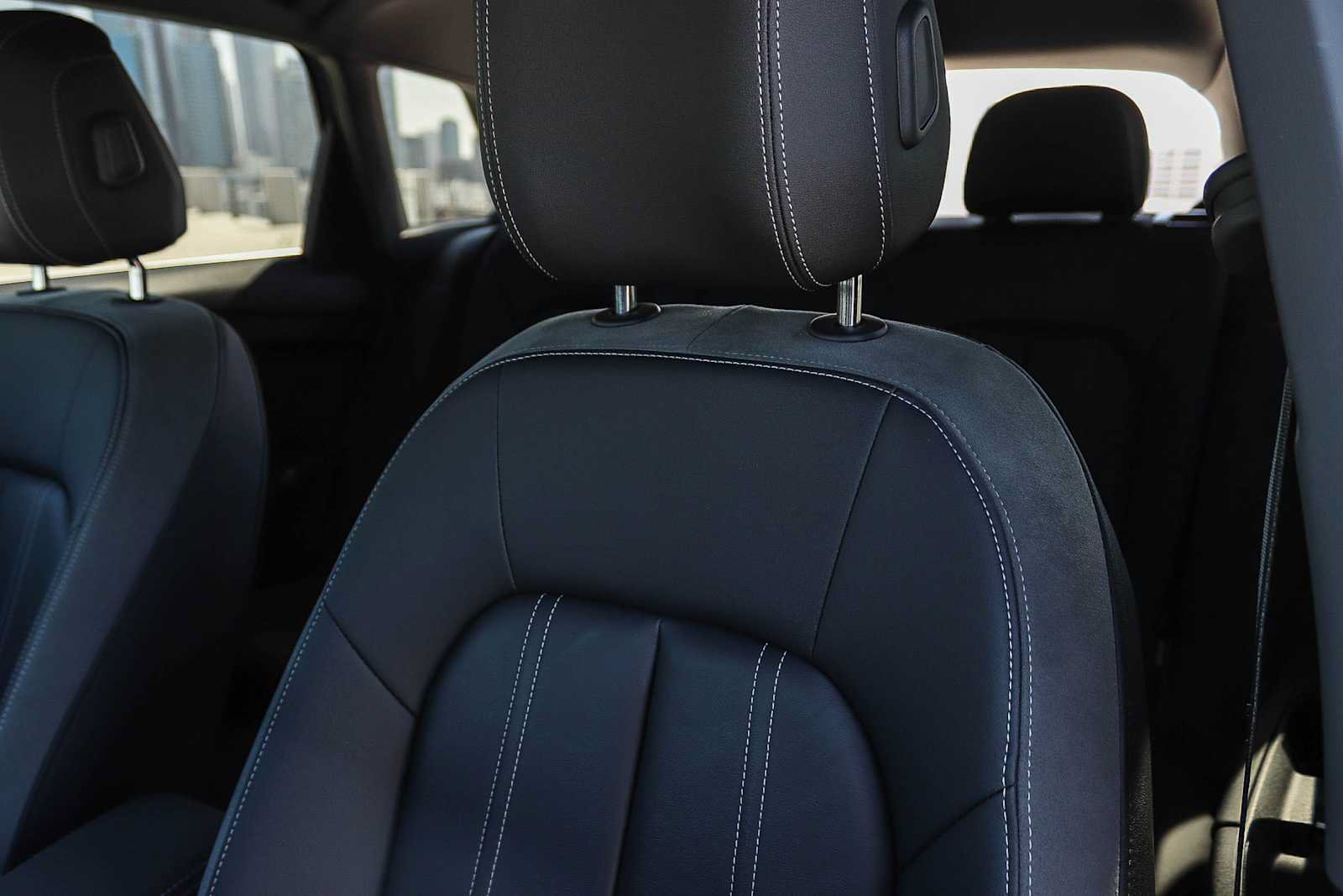 Used 2023 Audi Q4 e-tron Premium w/ Convenience Package RWD image 36