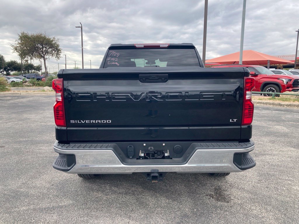 Used 2026 Chevrolet Silverado 1500 LT RWD image 6