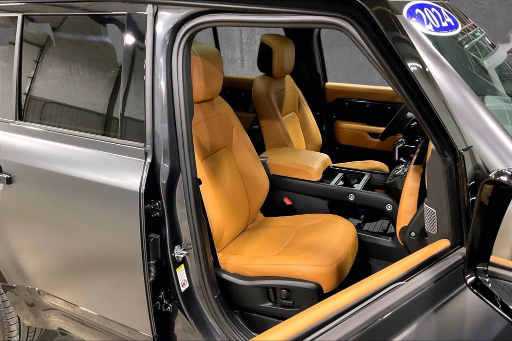 Used 2024 Land Rover Defender 110 Carpathian Edition AWD/4WD image 29