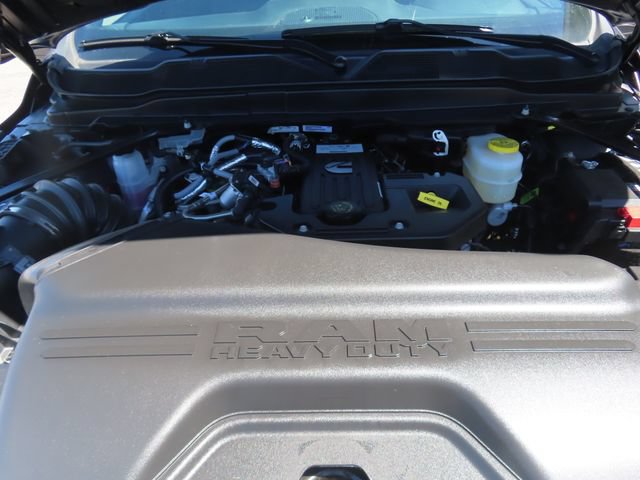New 2026 RAM 3500 Big Horn AWD/4WD image 12