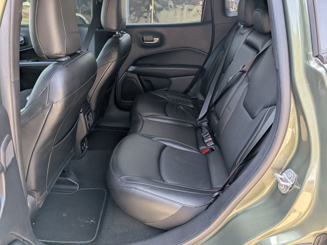 Used 2021 Jeep Compass Latitude w/ Sun and Sound Group FWD image 21