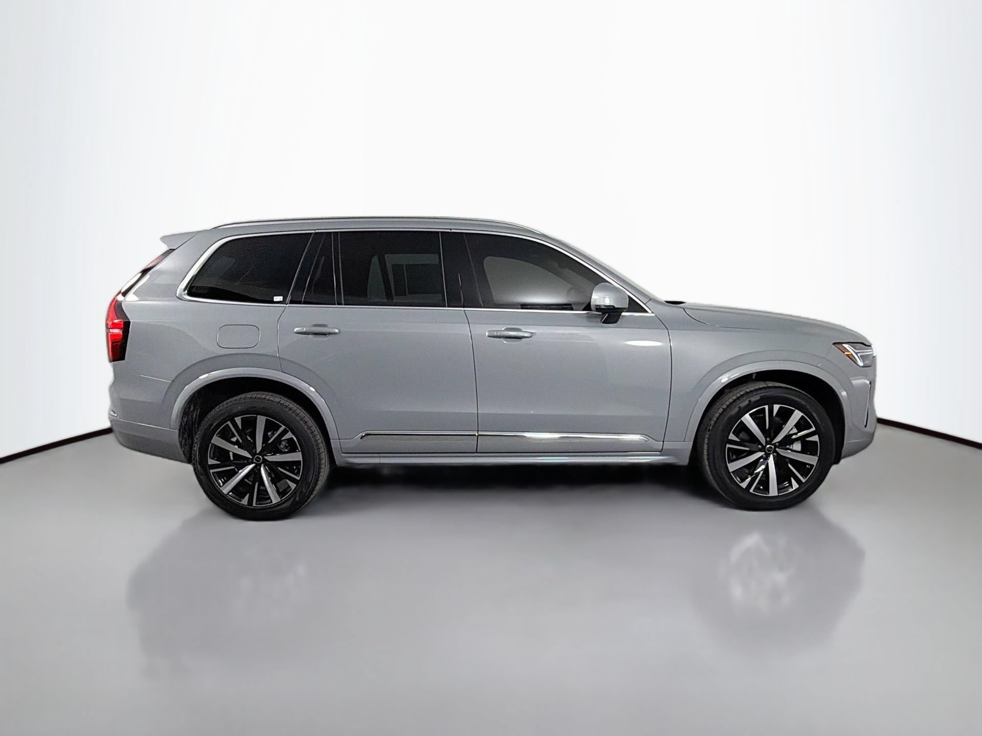 New 2026 Volvo XC90 B6 Core w/ Protection Package Premier AWD/4WD image 5