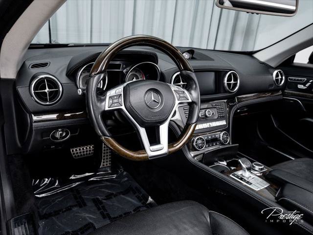 Used 2015 Mercedes-Benz SL 550 image 29