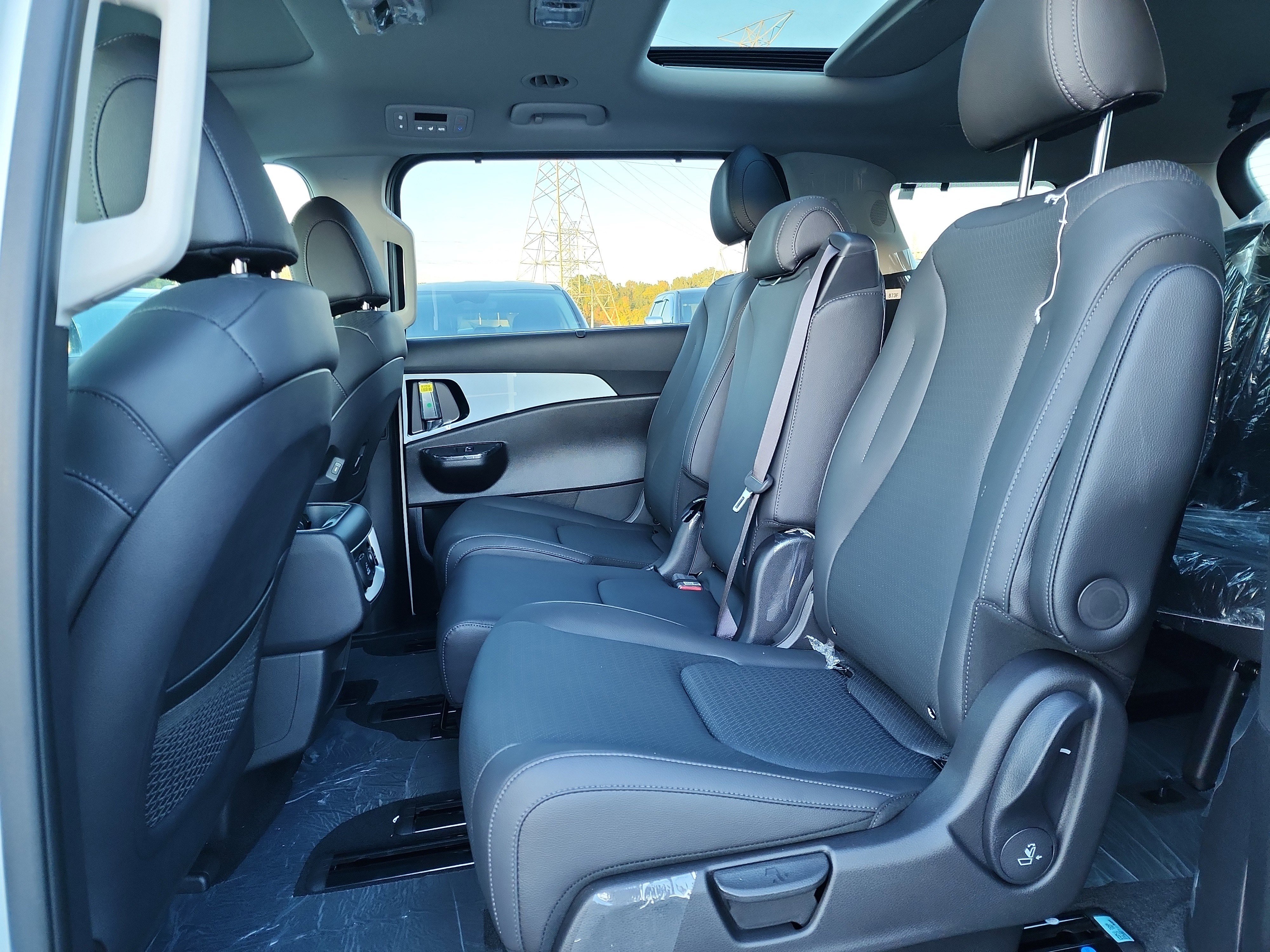 New 2026 Kia Carnival SX Prestige image 6