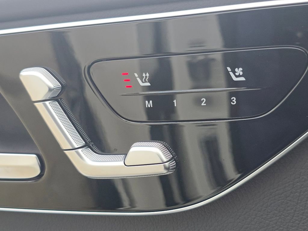 Certified 2025 Mercedes-Benz C 43 AMG 4MATIC Sedan image 6