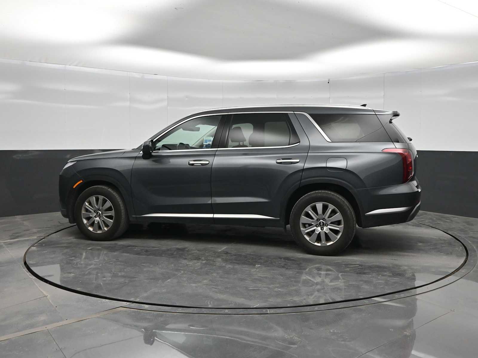 Used 2025 Hyundai Palisade SEL AWD/4WD image 5