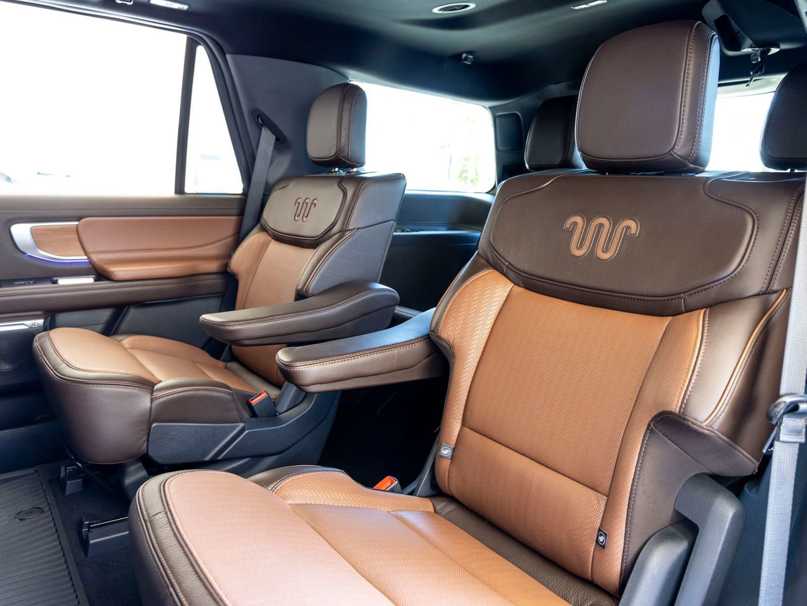 Used 2025 Ford Expedition King Ranch AWD/4WD image 21